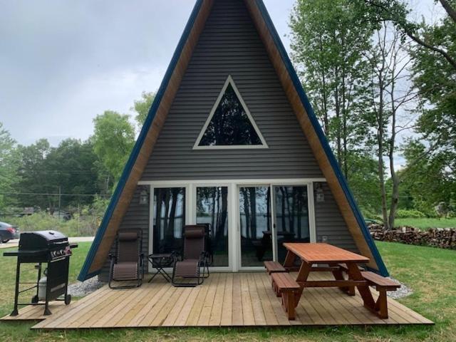 Life'S A Hoot Villa Au Gres Екстериор снимка